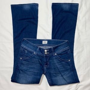 Hudson Premium Low Rise Bootcut Jeans. Size 25. 30 in inseam & Made in the USA.
